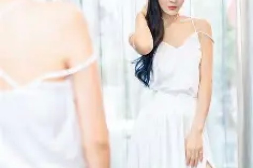 74岁刘晓庆再曝大瓜！和助理同居6年未离婚百亿婚姻是空壳骗局
