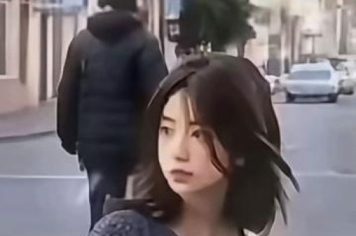 谢娜彻底塌房！这次张杰也救不了她