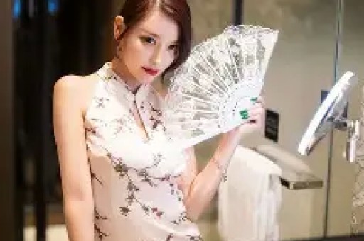 网红玲子遭前男友爆料富婆人设造假：完全是为了欺骗网友